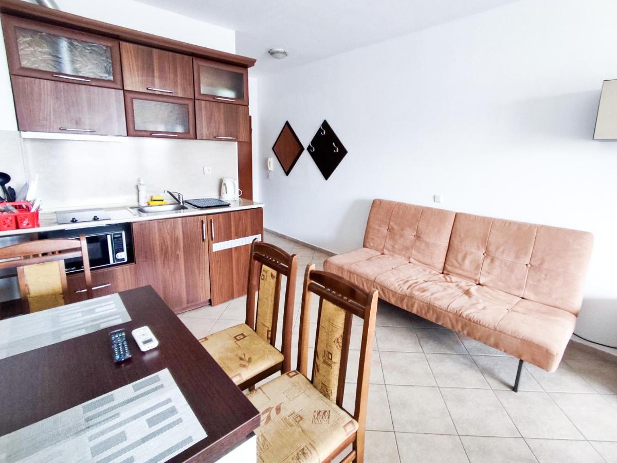 Apartament Studio Comfort Primorsko Mm Complex エクステリア 写真